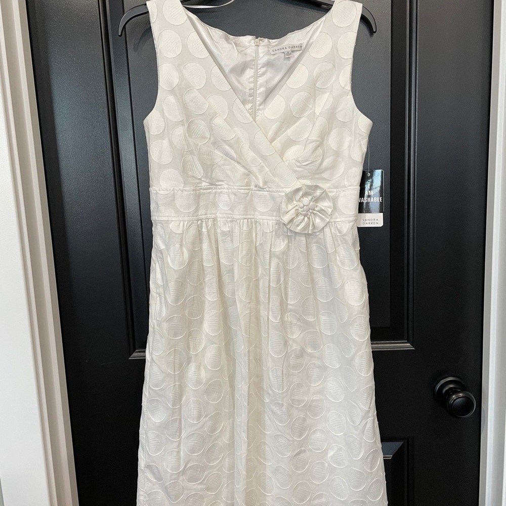 White Sleeveless summer dress